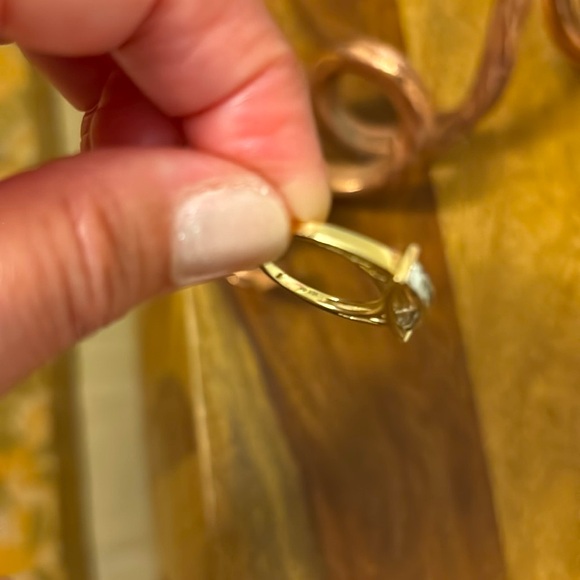 Baguette Diamond Ring Heavy solid real Gold - Picture 14 of 16